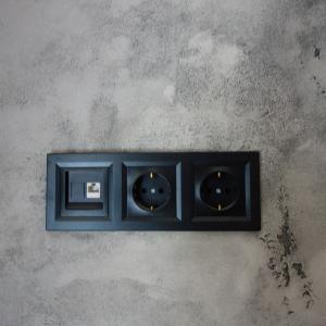 новите контакти