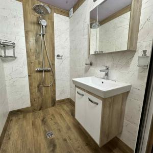 att.4zg1qjBZSR0aNuCeRH7aG8ShJMmhSVGbsOn3m8xbwB0