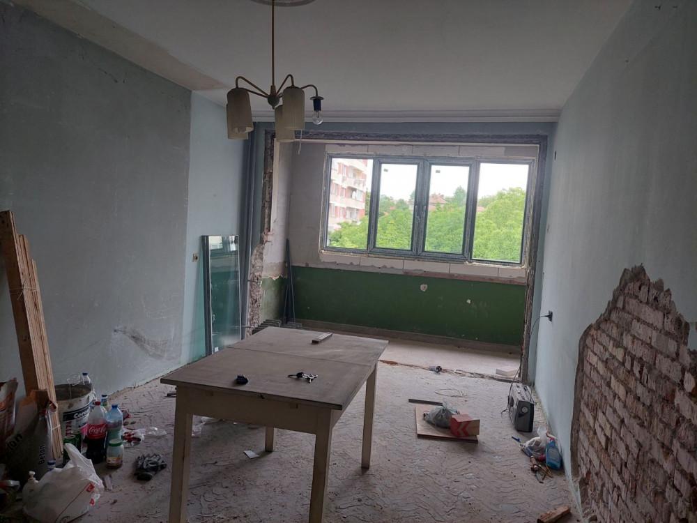 IMG-69013618802cdc13ee86cebe780379be-V