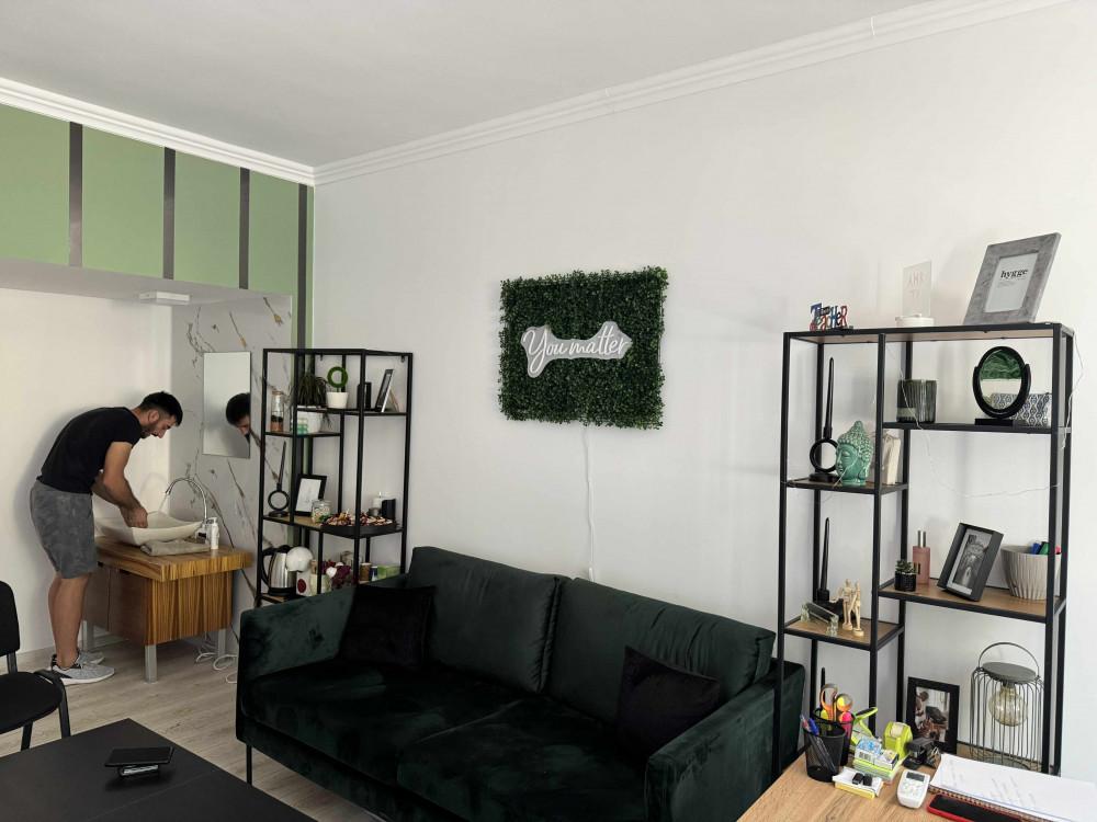 Завършен кабинет във училище