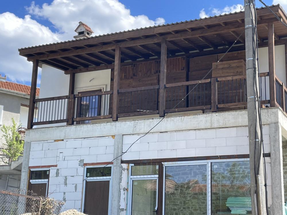 Навес и прапет