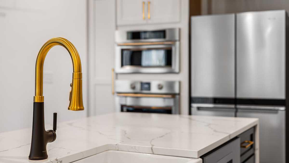 Как да върнем блясъка на инокс уредите