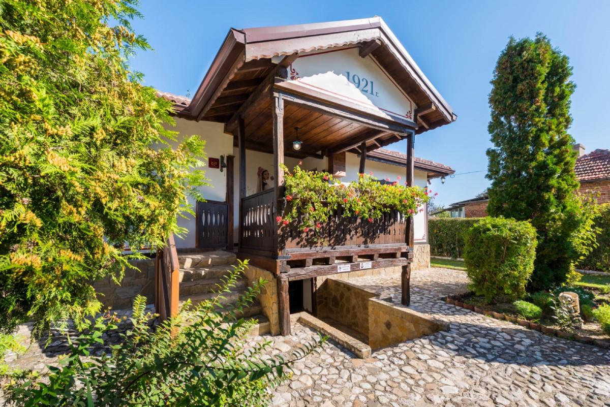 HeritageFarmhouse014