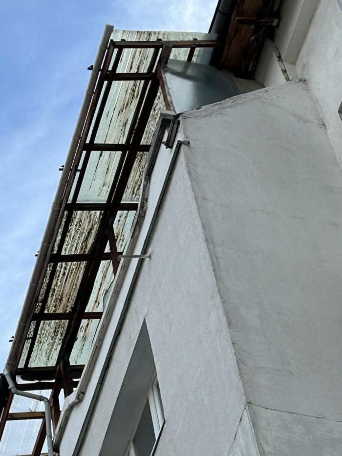 IMG-930433441f50d2c7f0b07414546d40fb-V