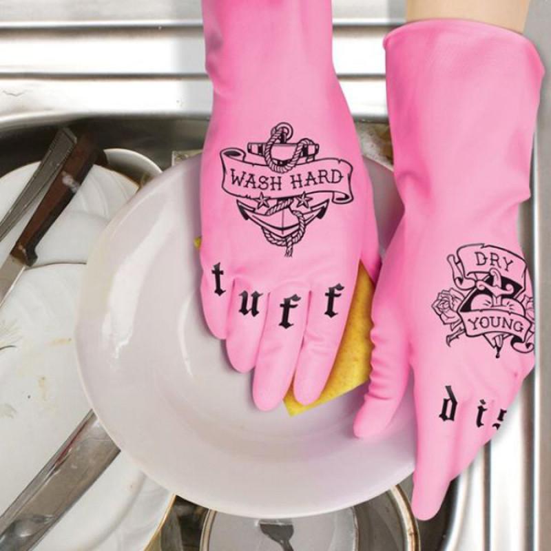 3. Розови татуирани ръкавици
